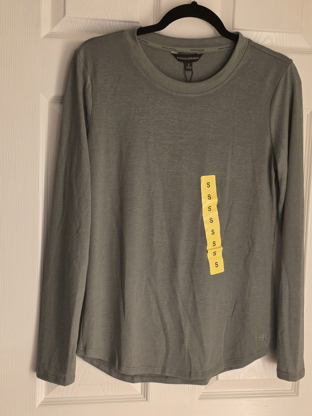 Banana Republic Women's Long Sleeve Crewneck Top - Gray